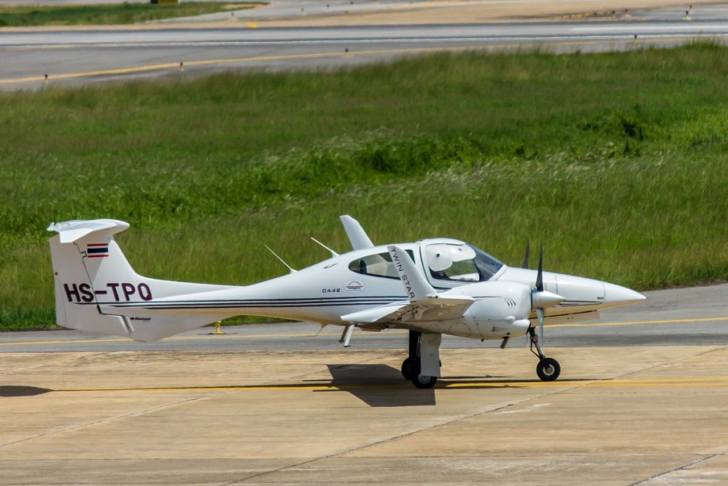 Diamond DA42